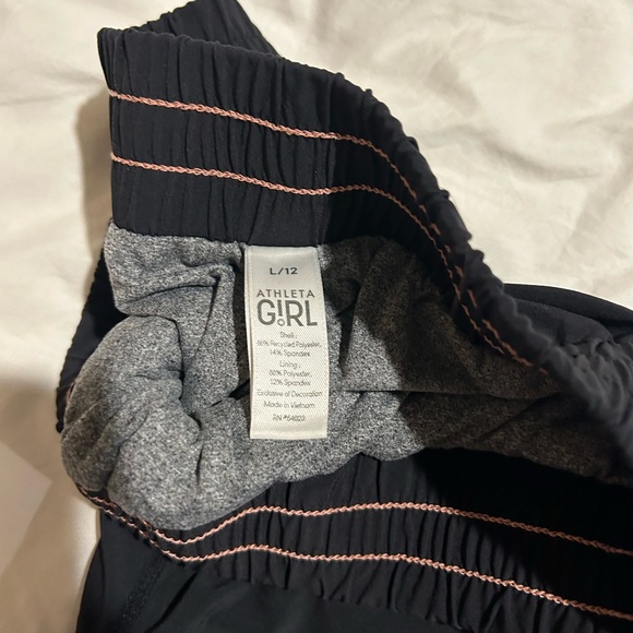 Athleta Girl Double Lined Dance Studio Style Pants WITH POCKETS! - Picture 2 of 4